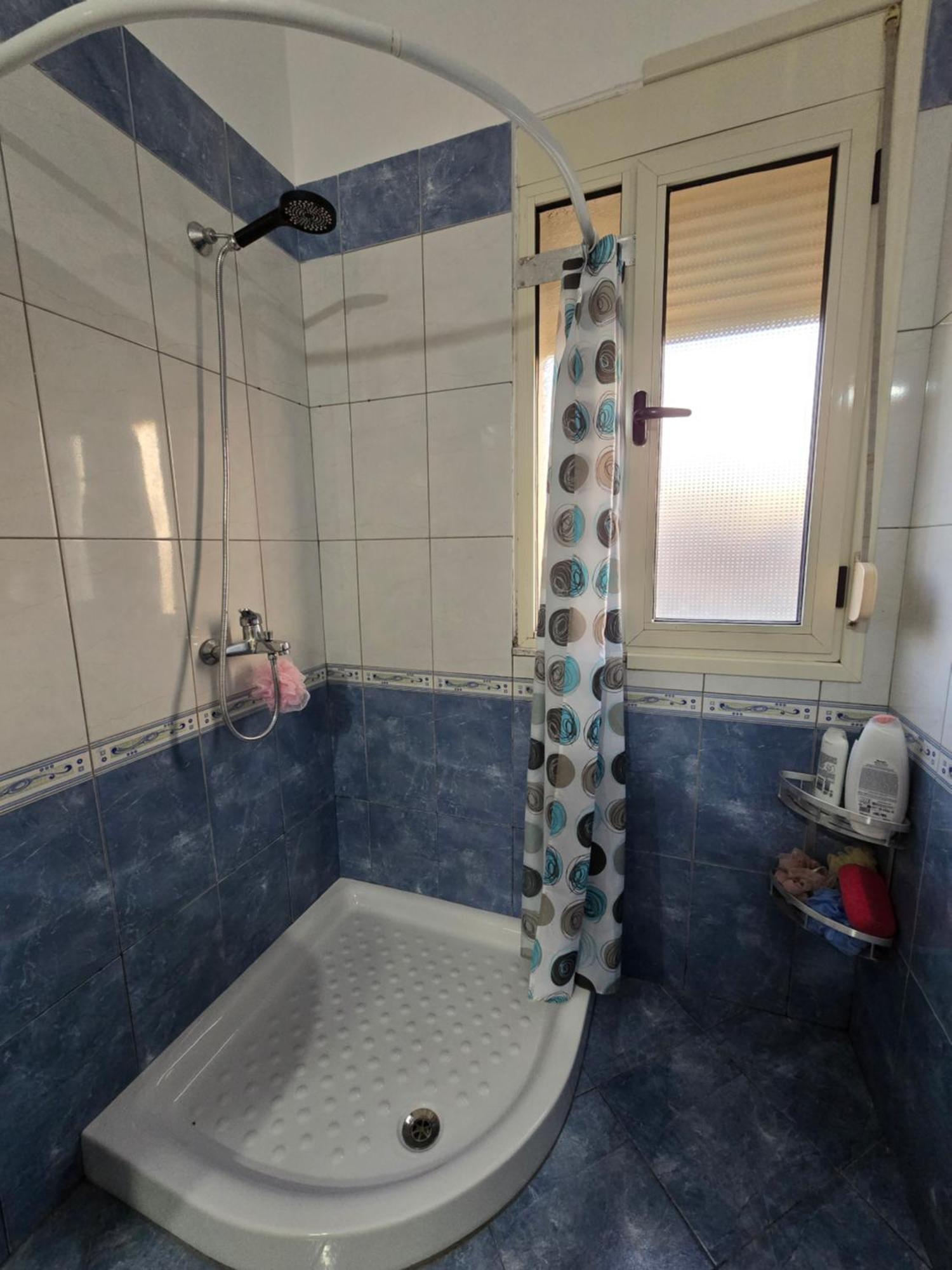 Modern , Quiet , Family Friendly & Fully Furnished Apartment Vlorë エクステリア 写真