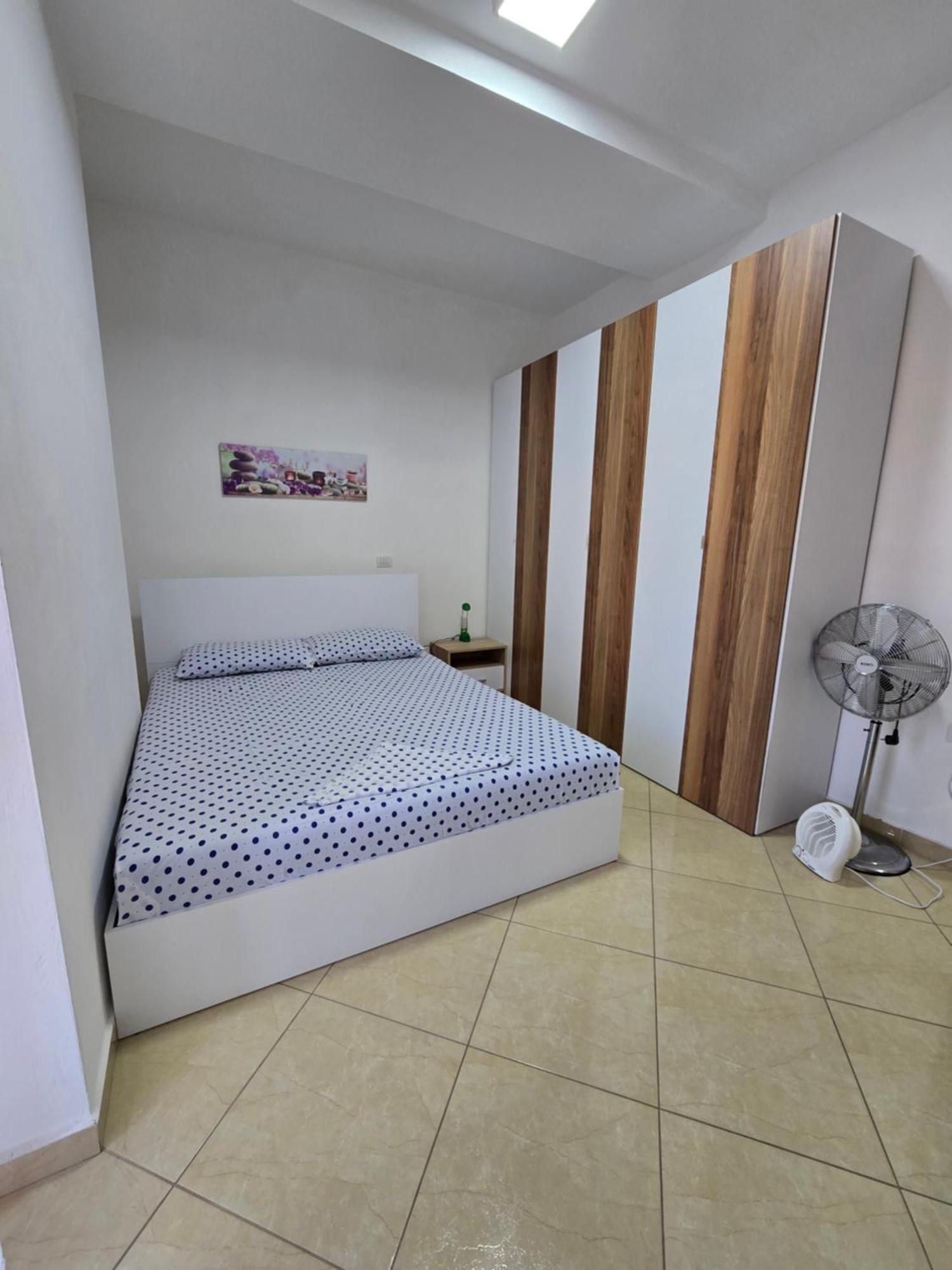 Modern , Quiet , Family Friendly & Fully Furnished Apartment Vlorë エクステリア 写真
